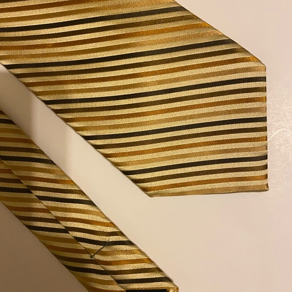 Claiborne polyester ties lot of 2 - Picture 8 of 9